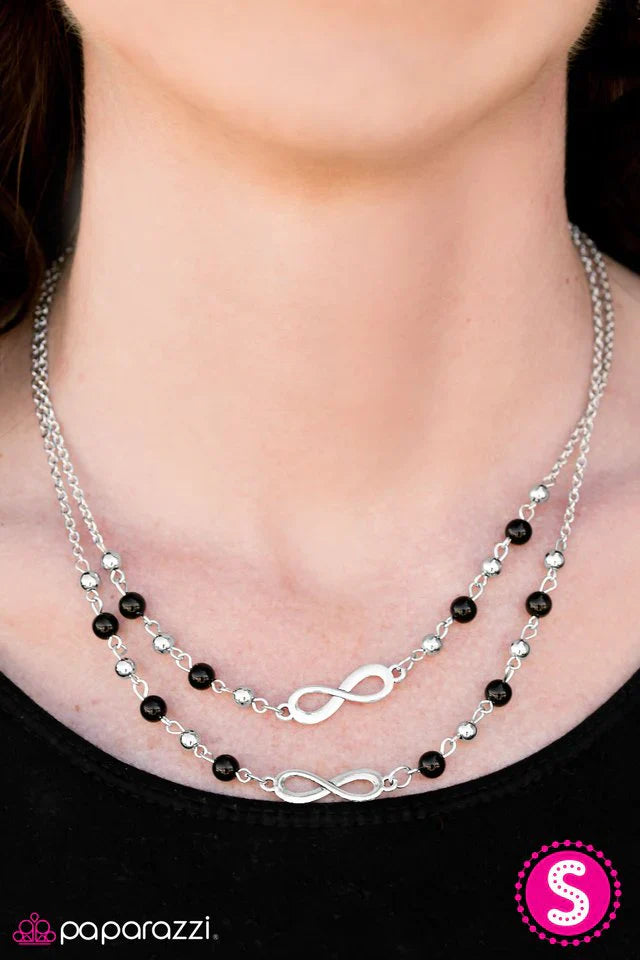 Paparazzi Necklace ~ Chance Of A Lifetime - Black