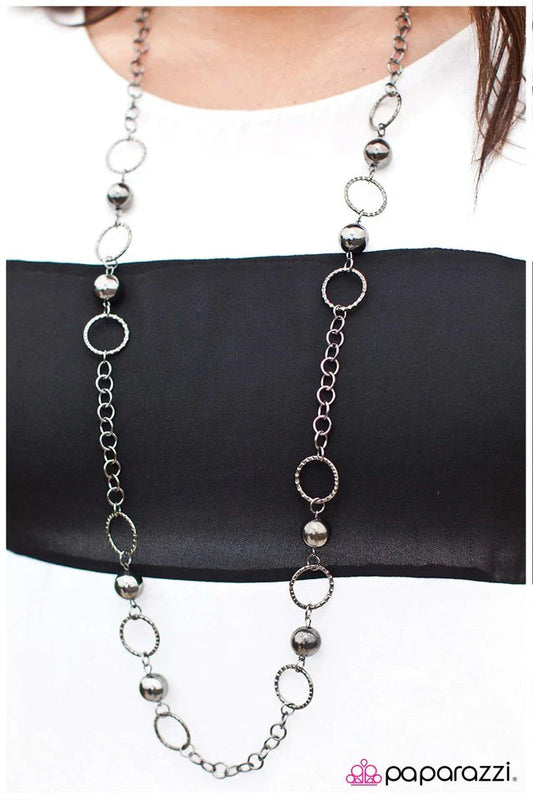 Paparazzi Necklace ~ Mirage of Mystery - Black