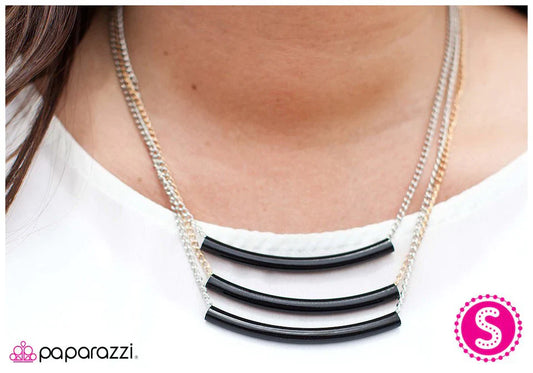 Paparazzi Necklace ~ Right This SWAY - Black