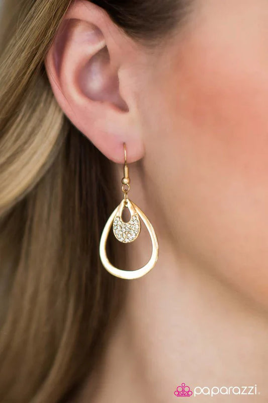 Paparazzi Earring ~ Light Storm - Gold
