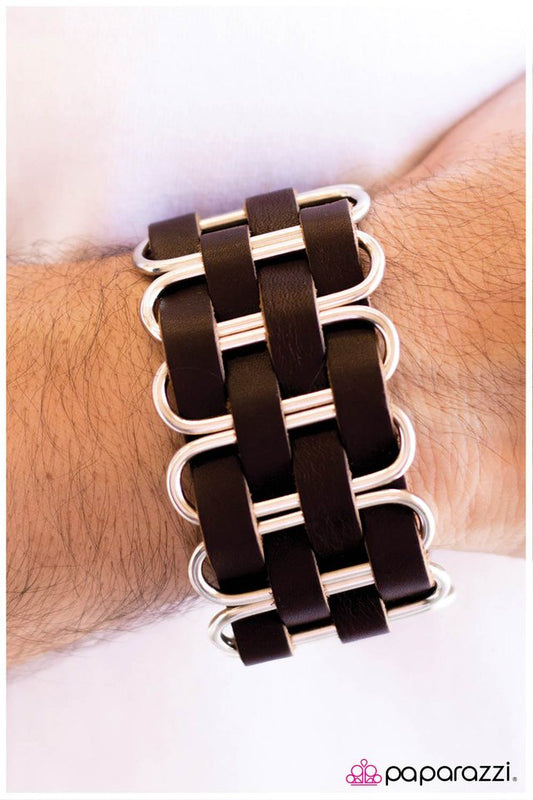 Paparazzi Bracelet ~ Weave Between the Lines - Black