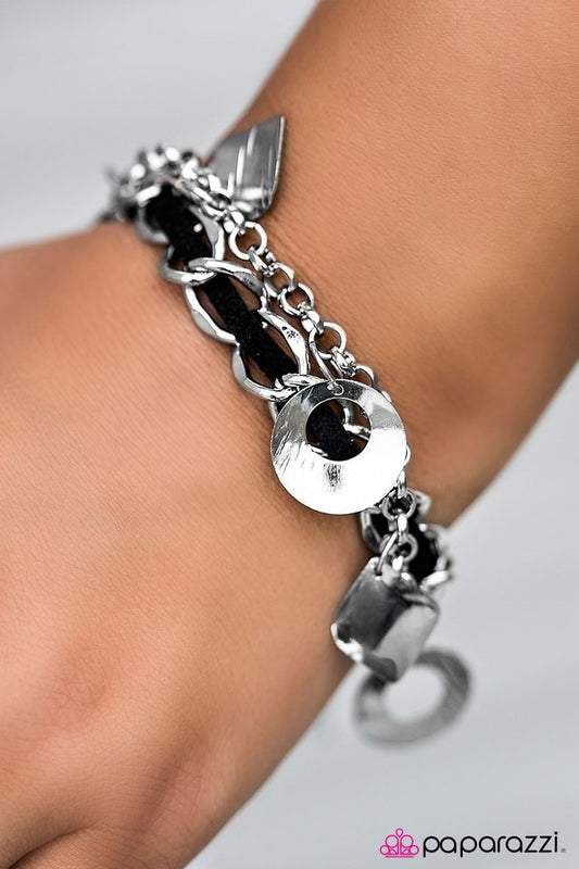 Paparazzi Bracelet ~ Fashion Fusion - Black