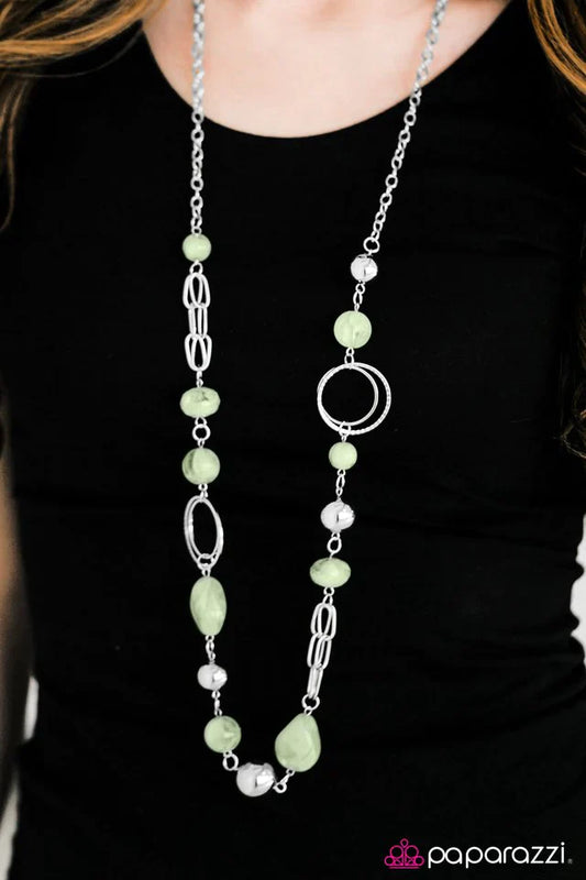 Paparazzi Necklace ~ Glam Grotto - Green