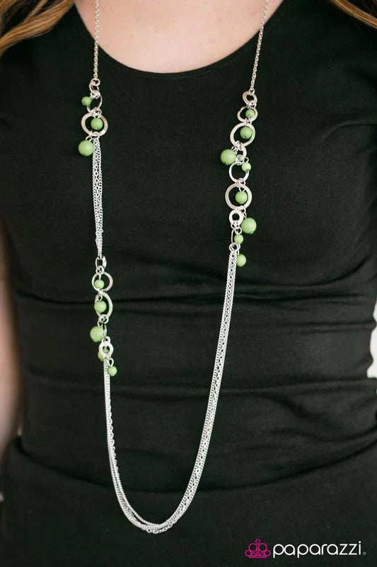 Paparazzi Necklace ~ Its Summer Somewhere - Green