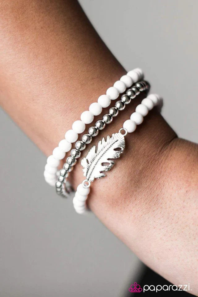 Paparazzi Bracelet ~ Round The FLOCK - White