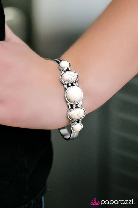 Paparazzi Bracelet ~ Mississippi Cruise - White
