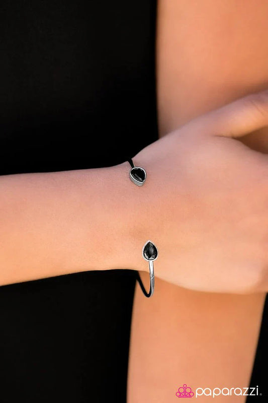 Paparazzi Bracelet ~ Risk of Rain - Black