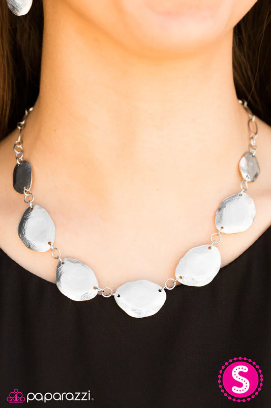 Paparazzi Necklace ~ Hidden Grotto - Silver