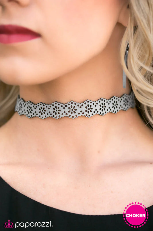 Paparazzi Necklace ~ Summer Love  - Silver