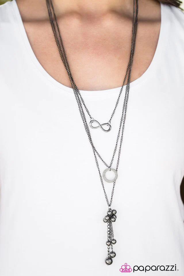 Paparazzi Necklace ~ Love Affair - Black
