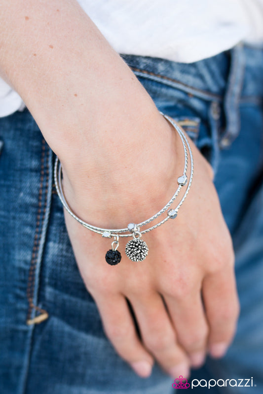 Paparazzi Bracelet ~ Oh My Omega - Black