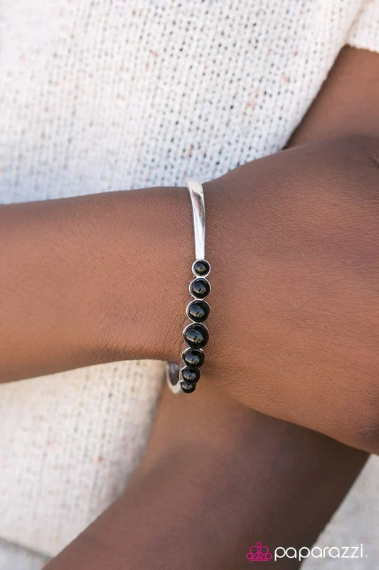 Paparazzi Bracelet ~ Marina Del Rey - Black