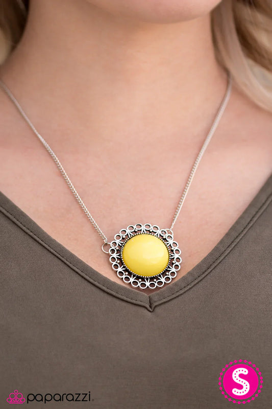 Paparazzi Necklace ~ Summer Sun  - Yellow