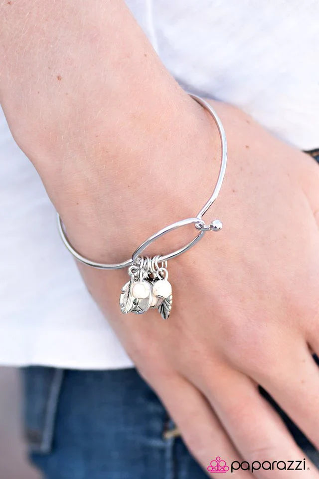 Paparazzi Bracelet ~ What On Earth? - White