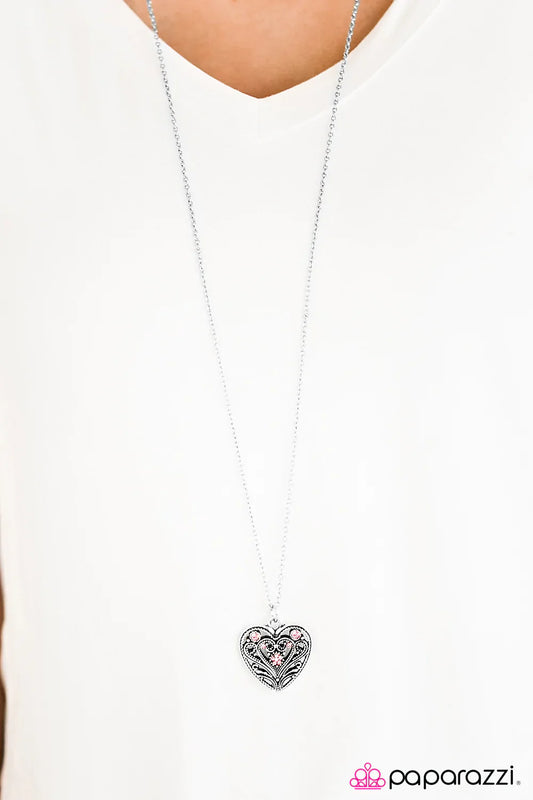 Paparazzi Necklace ~ Wandering Heart - Pink