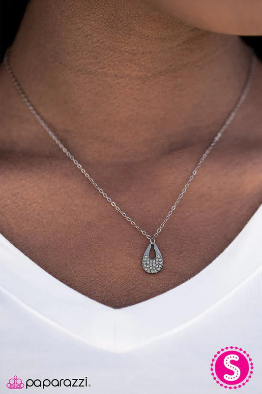 Paparazzi Necklace ~ Tempest Treasure - Black