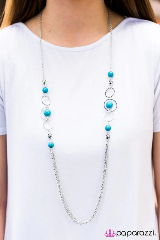 Paparazzi Necklace ~ The Middle GLAM - Blue