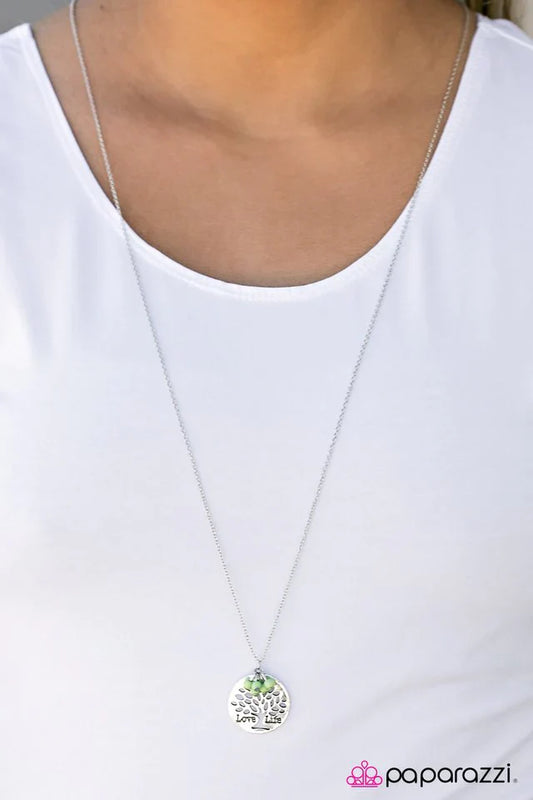 Paparazzi Necklace ~ Life Is Lovely - Green
