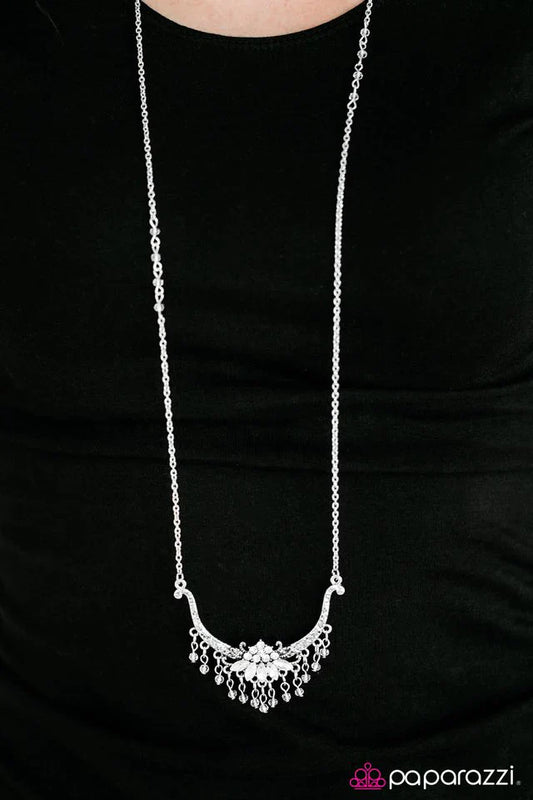 Paparazzi Necklace ~ ROYAL To A Fault - White