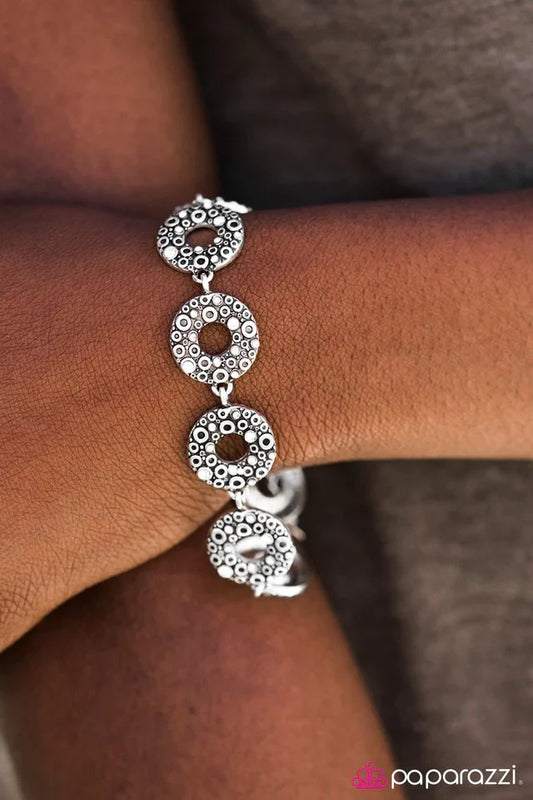 Paparazzi Bracelet ~ Omega Shine - White