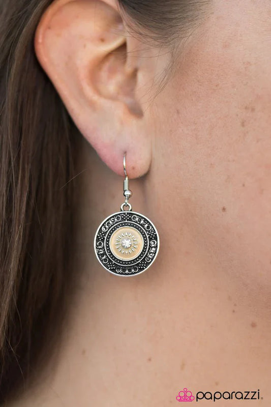 Paparazzi Earring ~ Candid Kansas - Brown