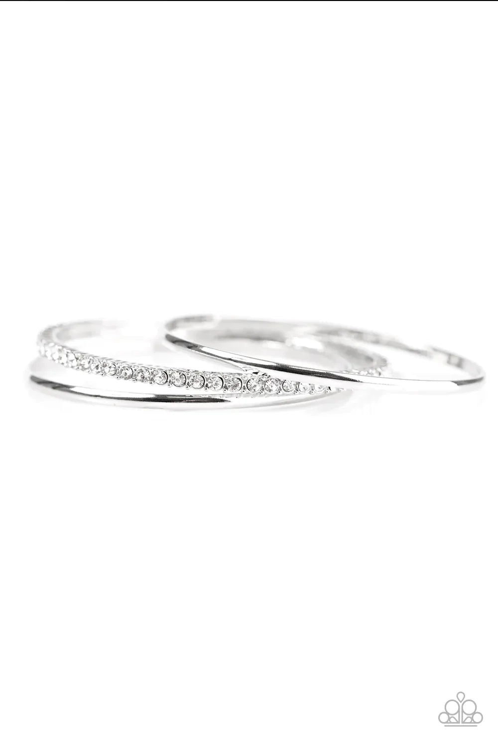 Paparazzi Bracelet ~ METRO-politan  - White