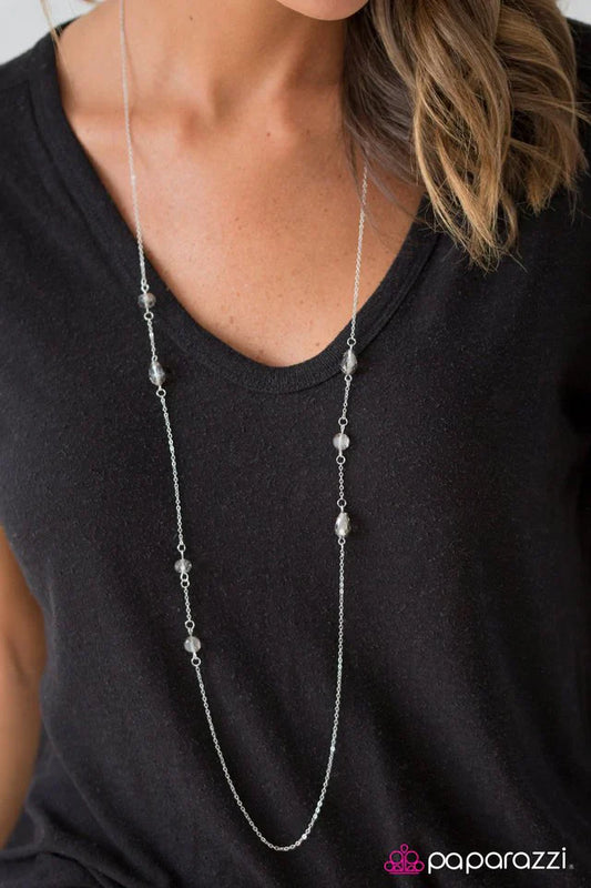 Paparazzi Necklace ~ Elegance Never Fades - Silver