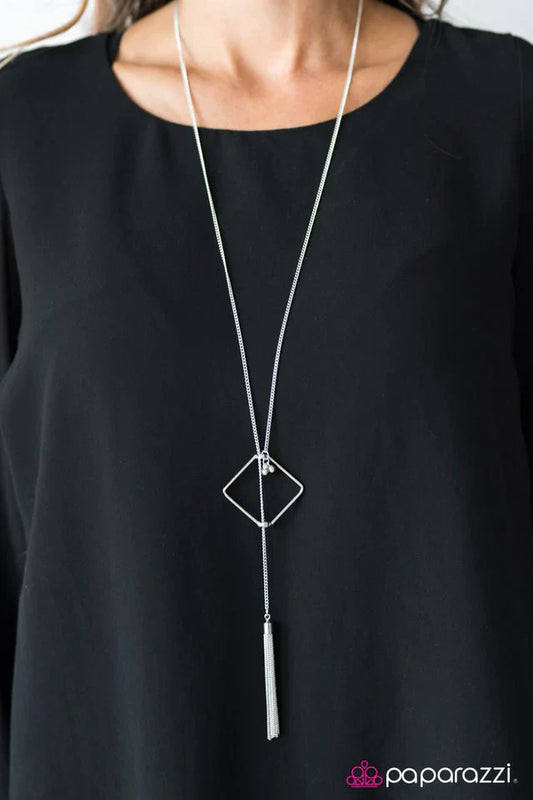 Paparazzi Necklace ~ Wandering Ways -Silver