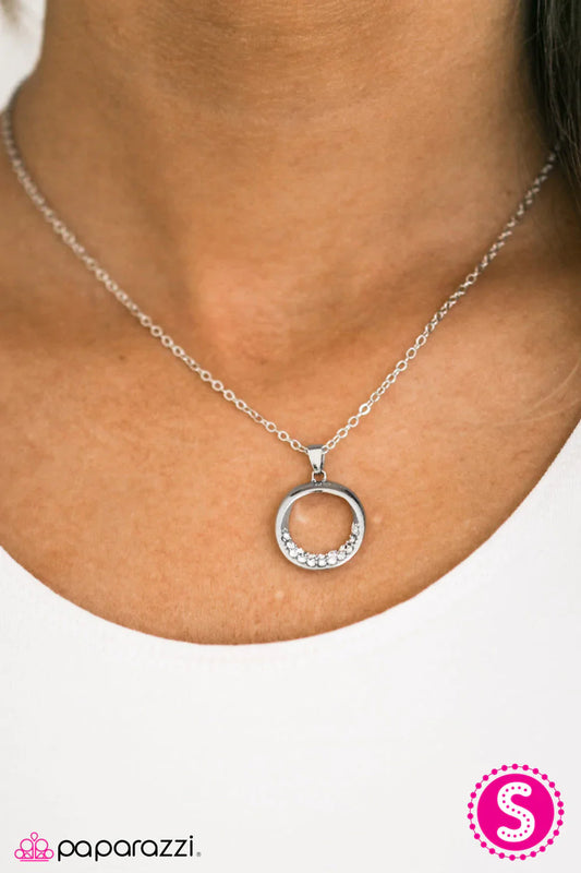 Paparazzi Necklace ~ All The Glitter In The World - White