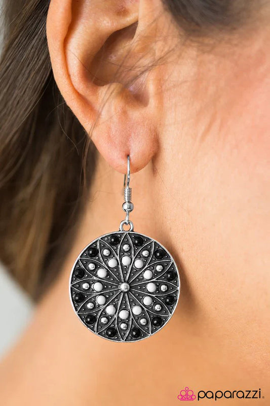 Paparazzi Earring ~ Grow Free, Wild Flower - Black
