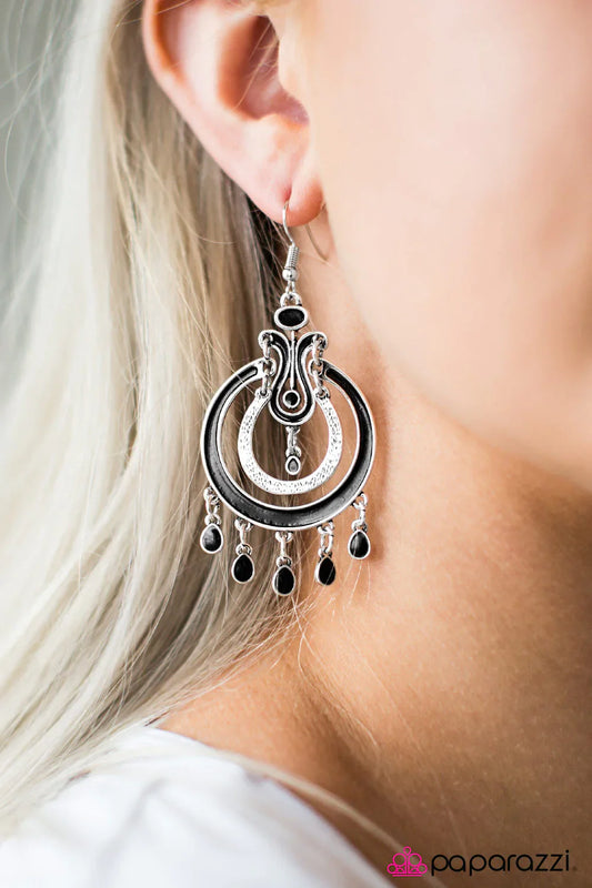 Paparazzi Earring ~ Watch Me Wander - Black