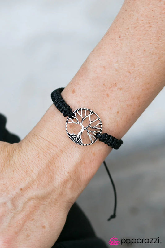 Paparazzi Bracelet ~ Stand Tall - Black