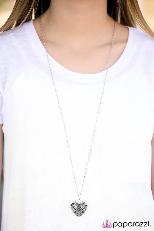 Paparazzi Necklace ~ Wandering Heart - Green