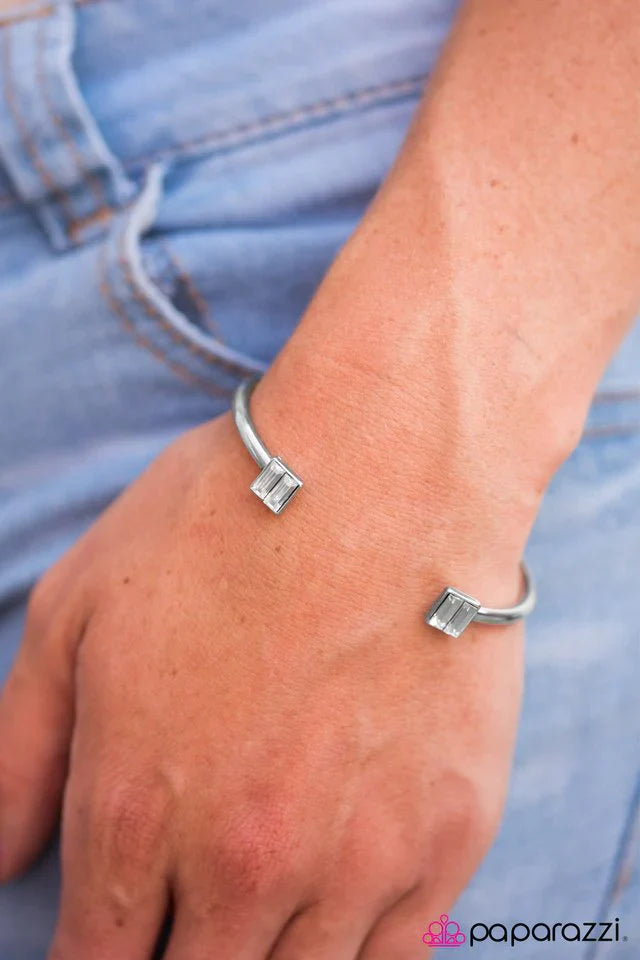 Paparazzi Bracelet ~ Twinkling Times Square - White