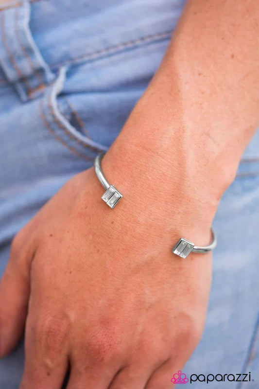 Paparazzi Bracelet ~ Twinkling Times Square - White