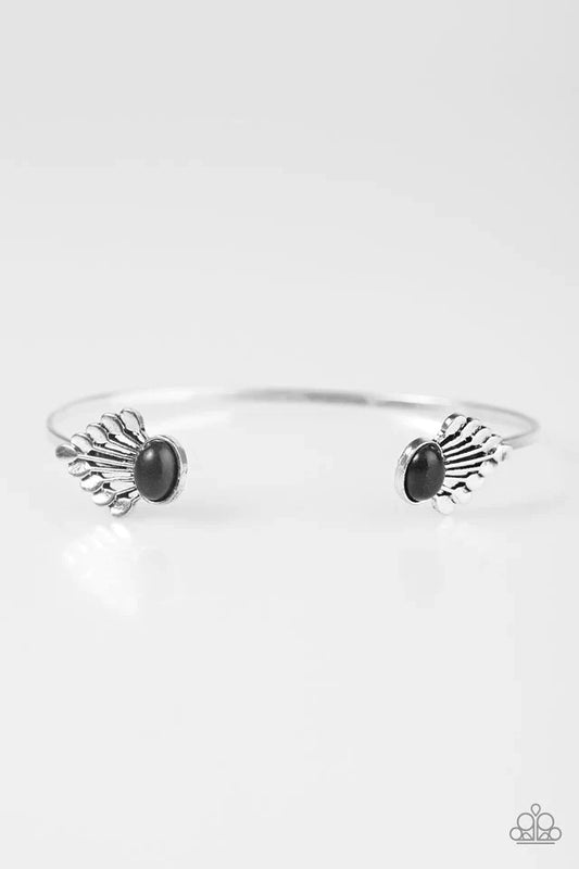 Paparazzi Bracelet ~ Distant Deserts - Black