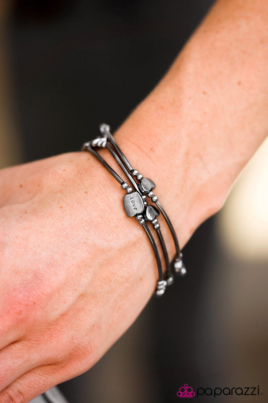 Paparazzi Bracelet ~ Labor Of Love - Black
