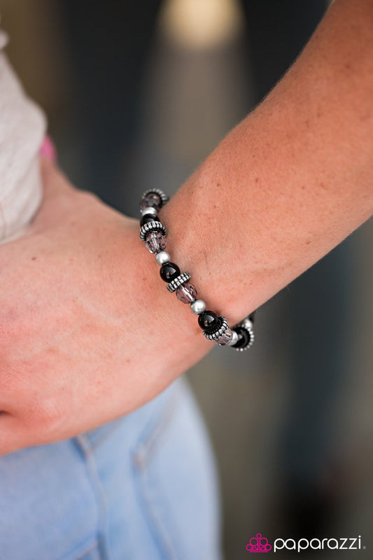 Paparazzi Bracelet ~ Colors Speak Louder Than Words - Black