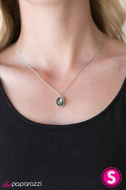 Paparazzi Necklace ~ Chasing A GLEAM - Silver