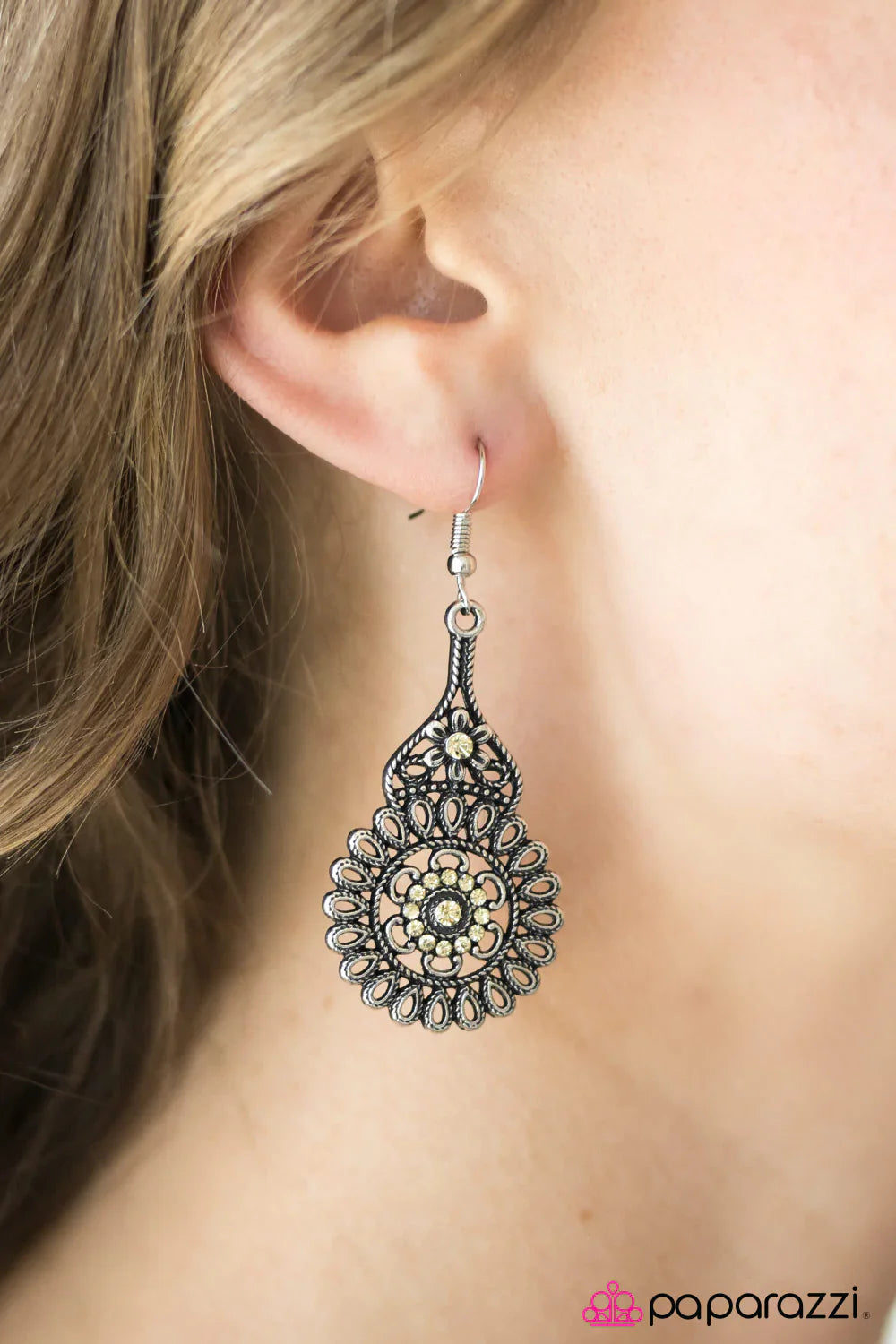 Paparazzi Earring ~ Thailand Tourist - Yellow