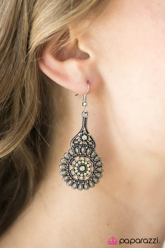 Paparazzi Earring ~ Thailand Tourist - Yellow