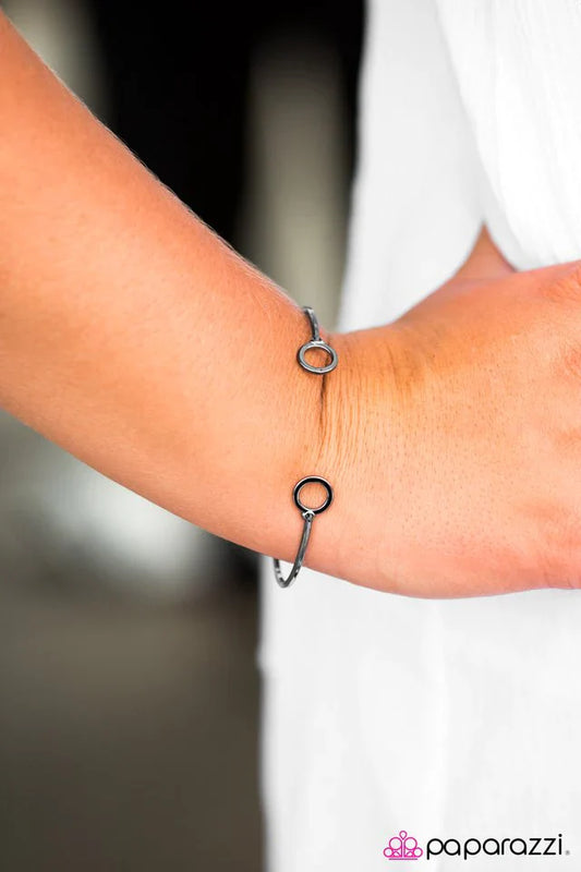 Paparazzi Bracelet ~ Urban Refinement - Black