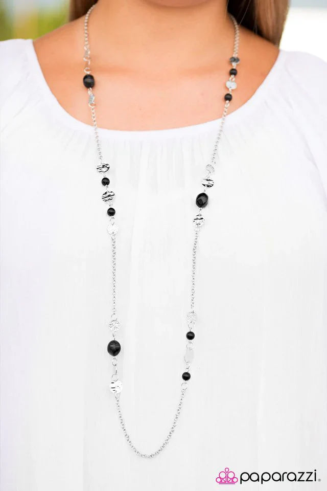 Paparazzi Necklace ~ GLAM-tastic! - Black