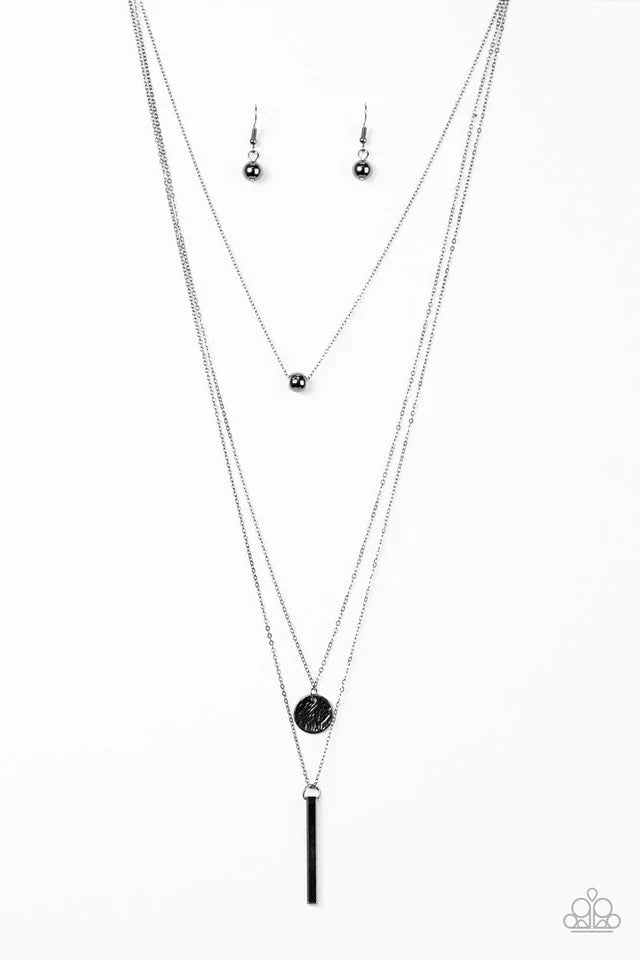 Paparazzi Necklace ~ Metal Muse - Black