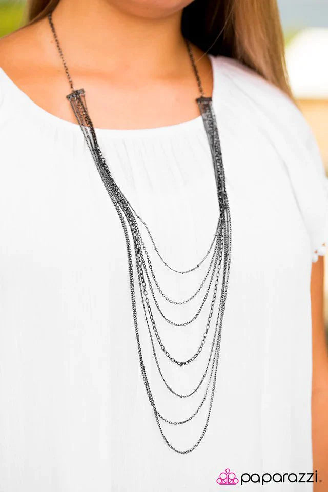 Paparazzi Necklace ~ Keepin It Street - Black