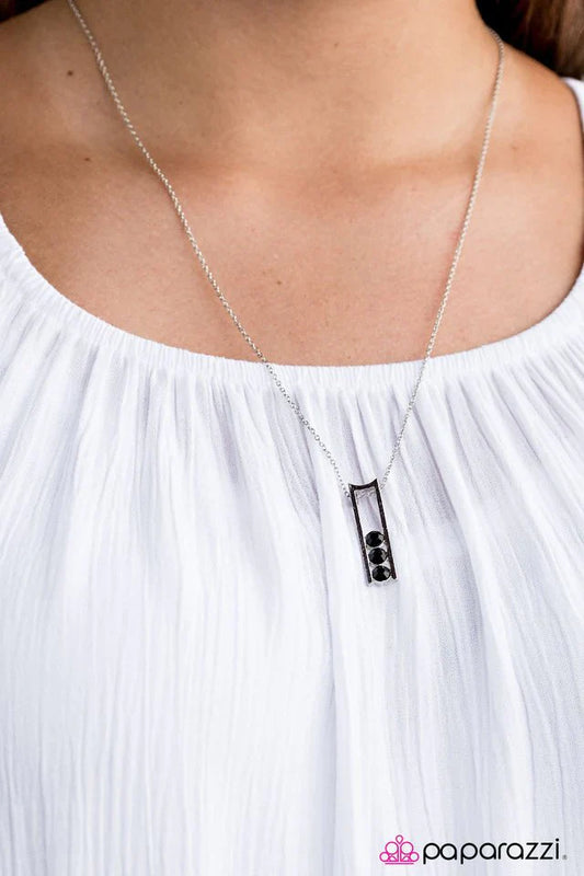 Paparazzi Necklace ~ Seize The Sparkle - Black