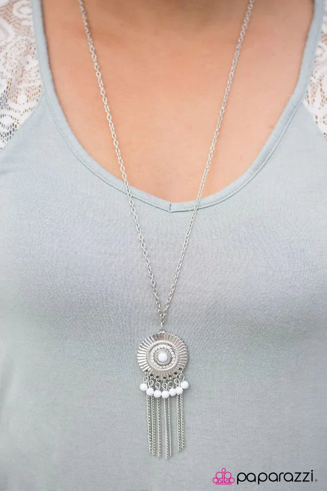 Paparazzi Necklace ~ Pretty In Panama - White