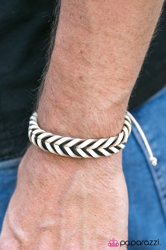 Paparazzi Bracelet ~ ZOO Much Of A Good Thing - White