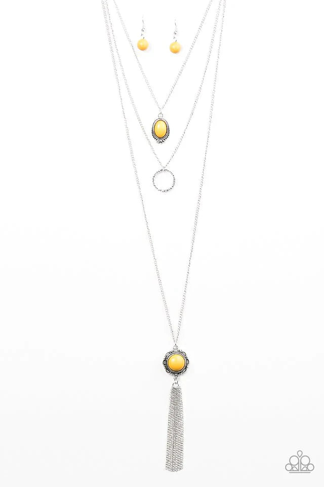 Paparazzi Necklace ~ Floral Fanatic - Yellow