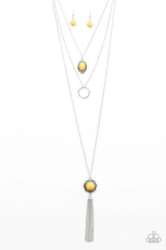 Paparazzi Necklace ~ Floral Fanatic - Yellow